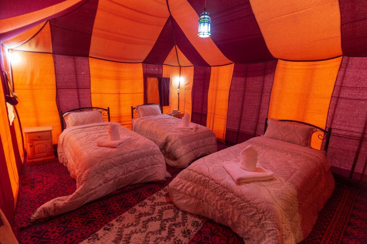 Отель Merzouga Traditional Tents With Heating Экстерьер фото