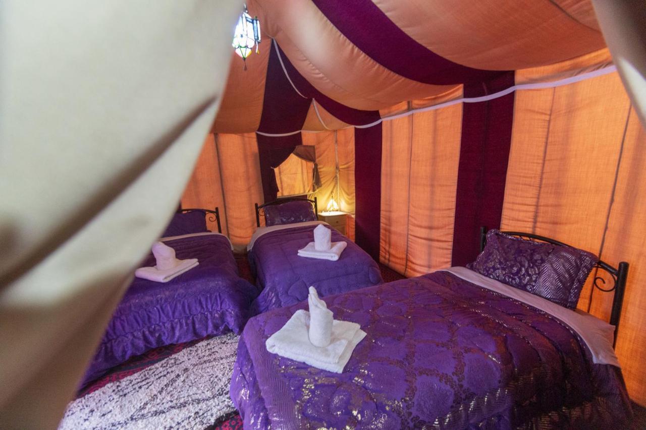 Отель Merzouga Traditional Tents With Heating Экстерьер фото